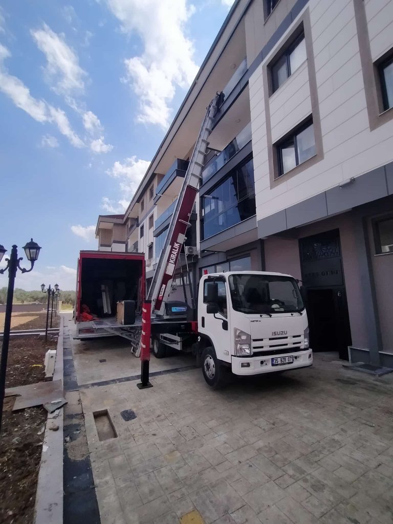 Evden Eve Nakliyat Asansör Güzelbahçe